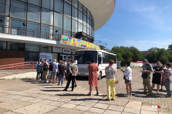 Сейчас в Перми работает один пункт вакцинации — у цирка Сейчас в Перми работает один пункт вакцинации — у цирка