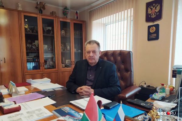 Юрий Муковоз руководит Центральным рынком с <nobr class="_">1990 года</nobr> Юрий Муковоз руководит Центральным рынком с <nobr class="_">1990 года</nobr>