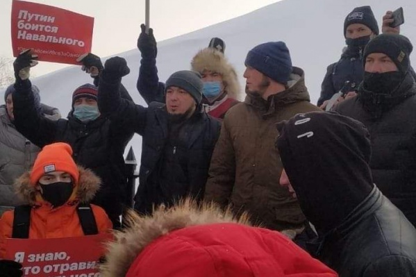 Днем ранее Руслан писал в социальных сетях о том, что его ищет полиция Днем ранее Руслан писал в социальных сетях о том, что его ищет полиция