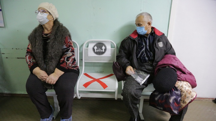 В Омской области из-за коронавируса снова приостановили диспансеризацию