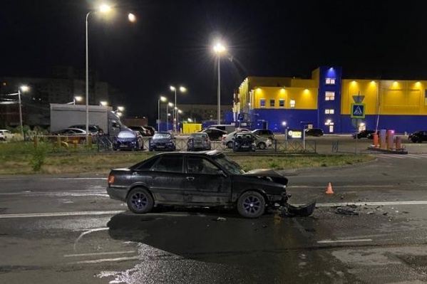 ДТП произошло на улице Панина в Ярославле ДТП произошло на улице Панина в Ярославле