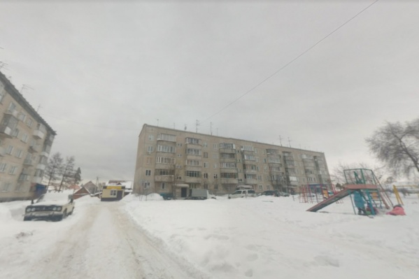 Погибшего ребенка обнаружили в одном из многоквартирных домов Кудряшовского Погибшего ребенка обнаружили в одном из многоквартирных домов Кудряшовского