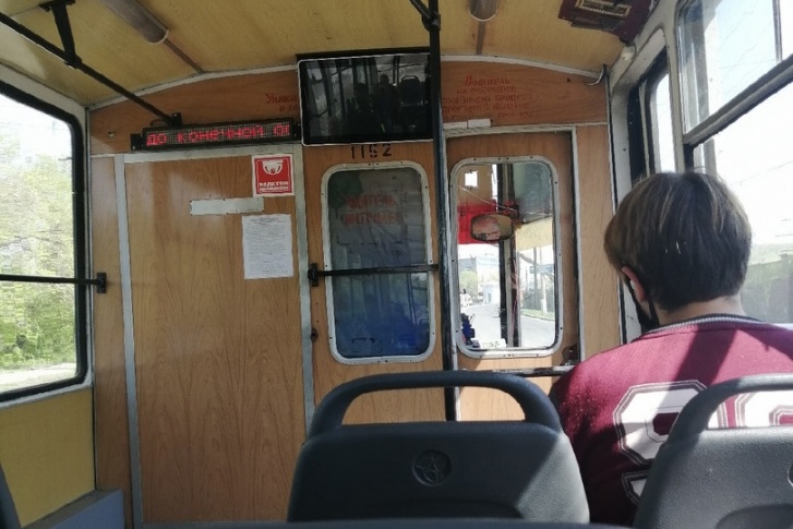 Пассажиров без масок выгонять из трамваев