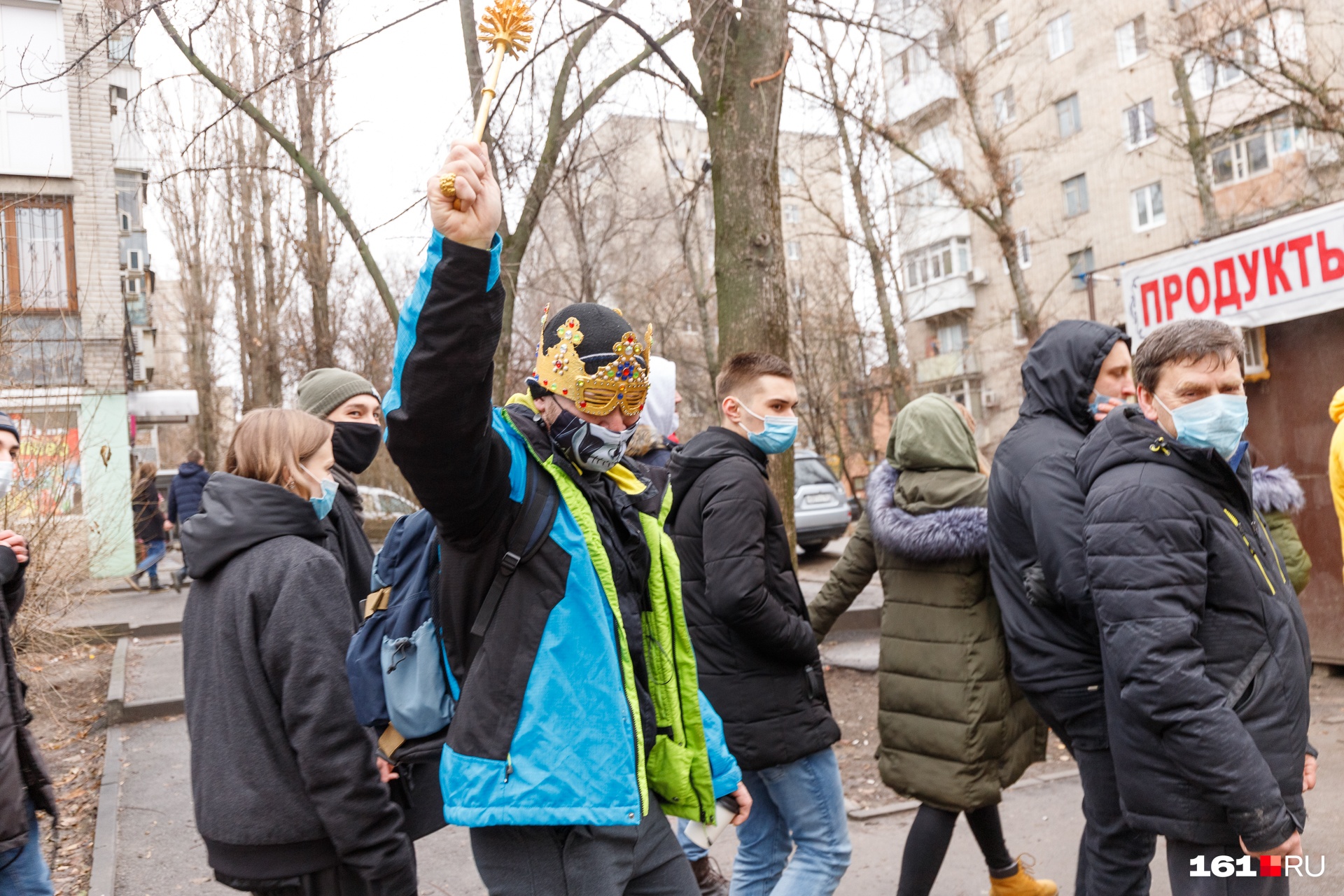 Этот аксессуар знаком по шествию на прошлых выходных Этот аксессуар знаком по шествию на прошлых выходных