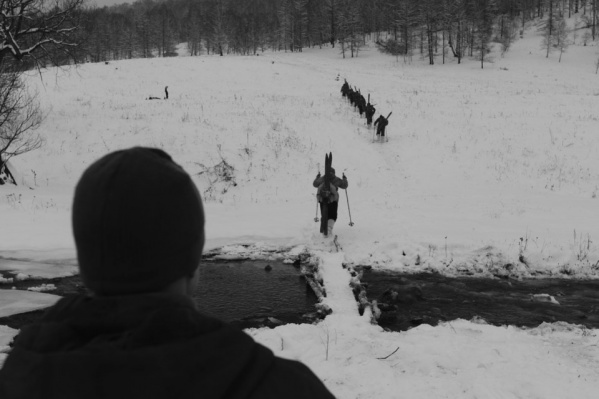 Авторы сериала говорят, что им удалось получить доступ к закрытым материалам, а также детально изучить дневники погибших студентов Авторы сериала говорят, что им удалось получить доступ к закрытым материалам, а также детально изучить дневники погибших студентов