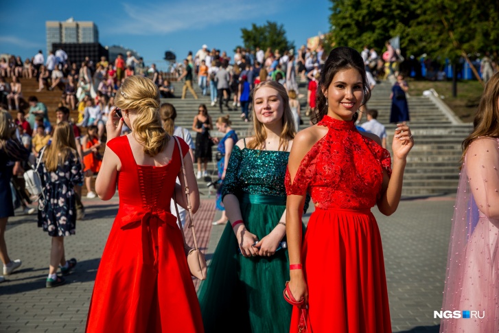 В прошлом году выпускные в Кузбассе прошли 1 августа из-за пандемии