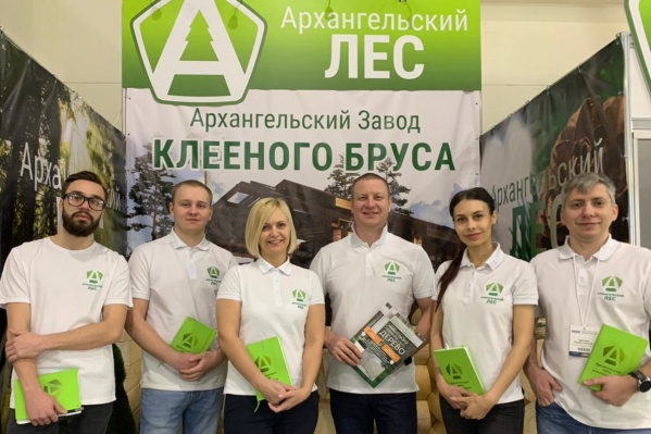 Два года назад генеральный директор компании Андрей Елуков сделал акцент на клееный брус и начал его производить в Архангельске Два года назад генеральный директор компании Андрей Елуков сделал акцент на клееный брус и начал его производить в Архангельске