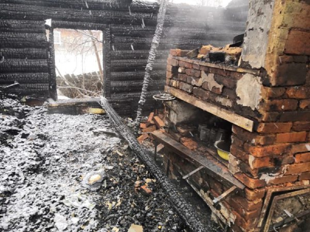 У женщины ожоги 90% тела: в уральском поселке произошел пожар, в котором пострадали 3 человека