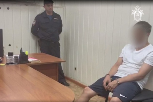 Захват в Сбербанке произошел утром <nobr class="_">7 июля</nobr>. Мужчина с термосом с проводами зашел в банк и стал требовать большие деньги Захват в Сбербанке произошел утром <nobr class="_">7 июля</nobr>. Мужчина с термосом с проводами зашел в банк и стал требовать большие деньги