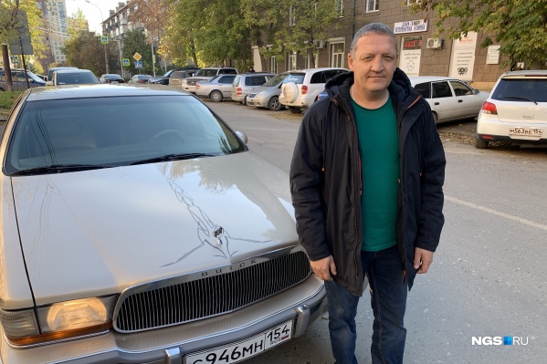 Олег со своим Buick Roadmaster 1994 года выпуска Олег со своим Buick Roadmaster 1994 года выпуска