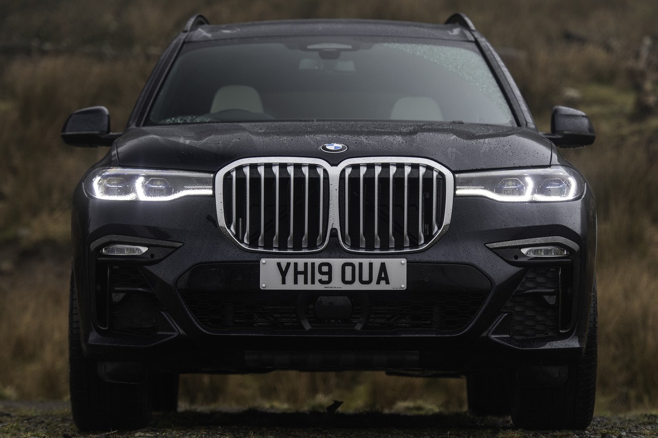 BMW X7 ознаменовал переход марки на переразмеренные «ноздри», что оценили далеко не все поклонники марки