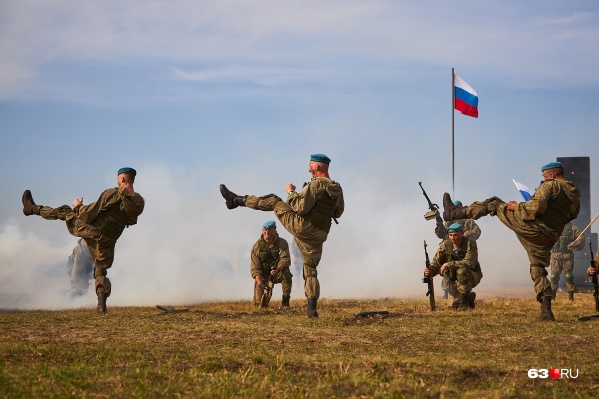 Специальное подразделение военных в запасе назвали «БАРС» Специальное подразделение военных в запасе назвали «БАРС»