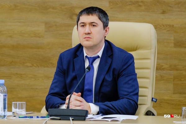 махонин губернатор пермского края биография. Смотреть фото махонин губернатор пермского края биография. Смотреть картинку махонин губернатор пермского края биография. Картинка про махонин губернатор пермского края биография. Фото махонин губернатор пермского края биография