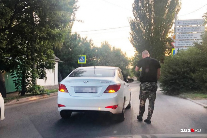 Девушка после происшествия успела сфотографировать обидчика Девушка после происшествия успела сфотографировать обидчика