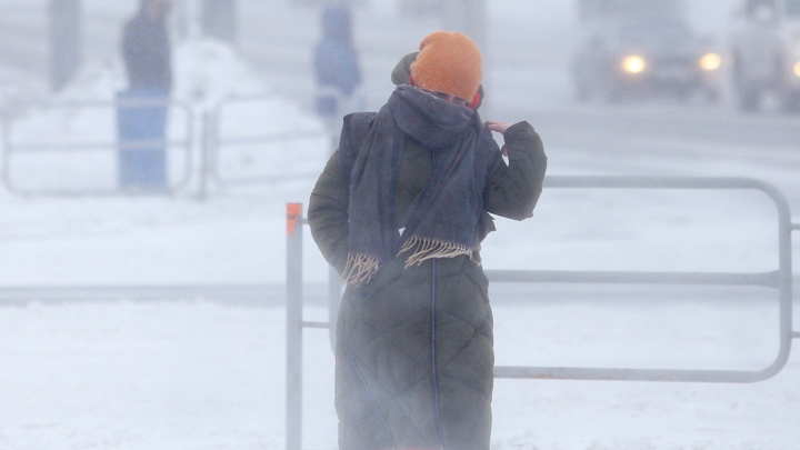 В Челябинске ночью столбики термометров опустятся до -28 градусов, а что будет в Новый год?