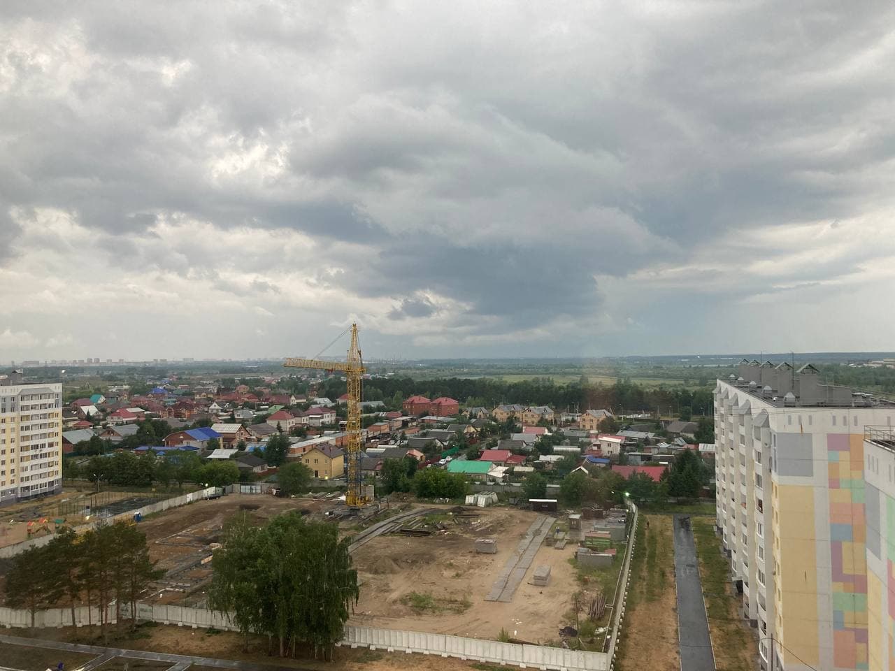Небо хмурится над ЖК «Новоантипинский»