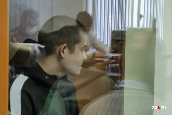 Рамиль Шамсутдинов признан виновным в расстреле солдат под Читой Рамиль Шамсутдинов признан виновным в расстреле солдат под Читой