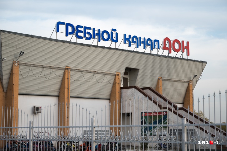 Зато можно парковаться у «Акватории» Зато можно парковаться у «Акватории»