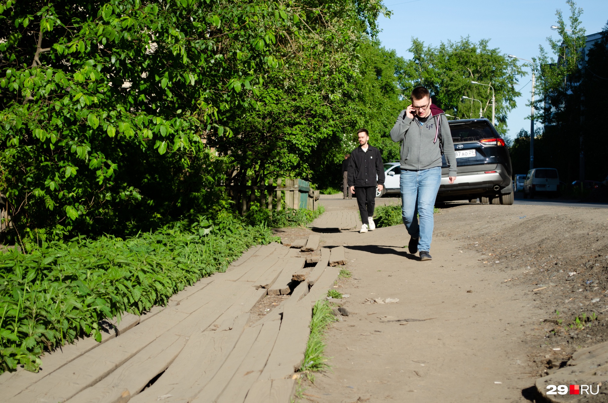 Так мосточки на Новгородском выглядели еще пару месяцев назад
