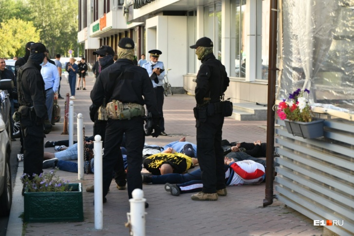 В Екатеринбурге умер один из организаторов криминальной сходки на Юмашева В Екатеринбурге умер один из организаторов криминальной сходки на Юмашева