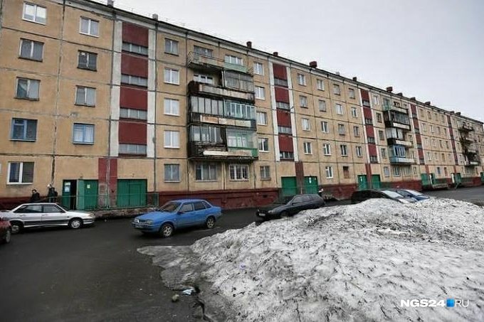 Дом на <nobr class="_">Надеждинской, 1</nobr> признан аварийным Дом на <nobr class="_">Надеждинской, 1</nobr> признан аварийным
