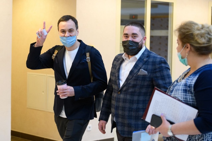 Иван Зайченко (на фото слева) открывает для себя дивный мир уральской политики Иван Зайченко (на фото слева) открывает для себя дивный мир уральской политики