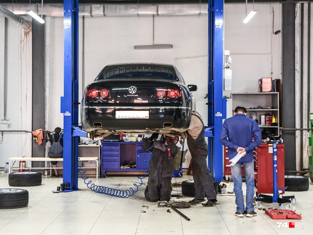 При наличии неисправностей у автовладельца есть 20 дней на их устранение: тогда при повторном обращении эксперт ПТО проверит лишь проблемные зоны автомобиля. Сверх этого срока техосмотр проходится заново по всем пунктам При наличии неисправностей у автовладельца есть 20 дней на их устранение: тогда при повторном обращении эксперт ПТО проверит лишь проблемные зоны автомобиля. Сверх этого срока техосмотр проходится заново по всем пунктам