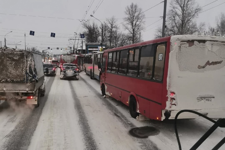 ДТП произошло на Московском проспекте около 15 часов 30 минут
