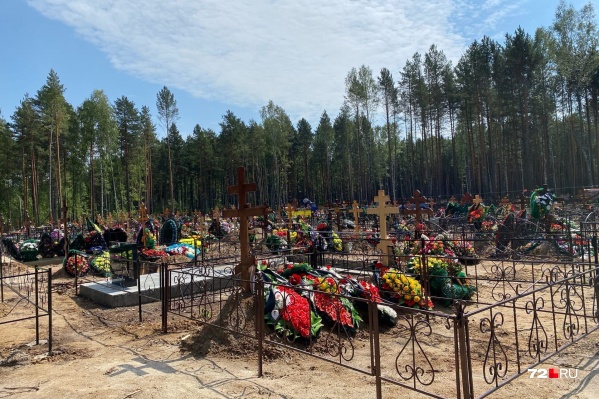 В июле этого года от коронавируса умерло на 423 человека больше, чем в прошлом В июле этого года от коронавируса умерло на 423 человека больше, чем в прошлом