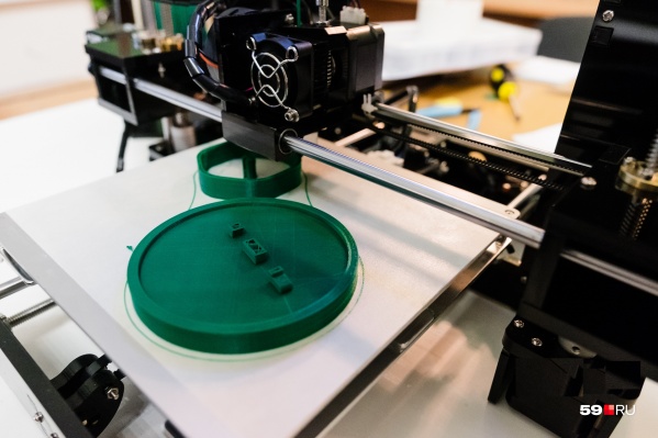 Будущие медики смогут делать зубные протезы на 3D-принтере Будущие медики смогут делать зубные протезы на 3D-принтере