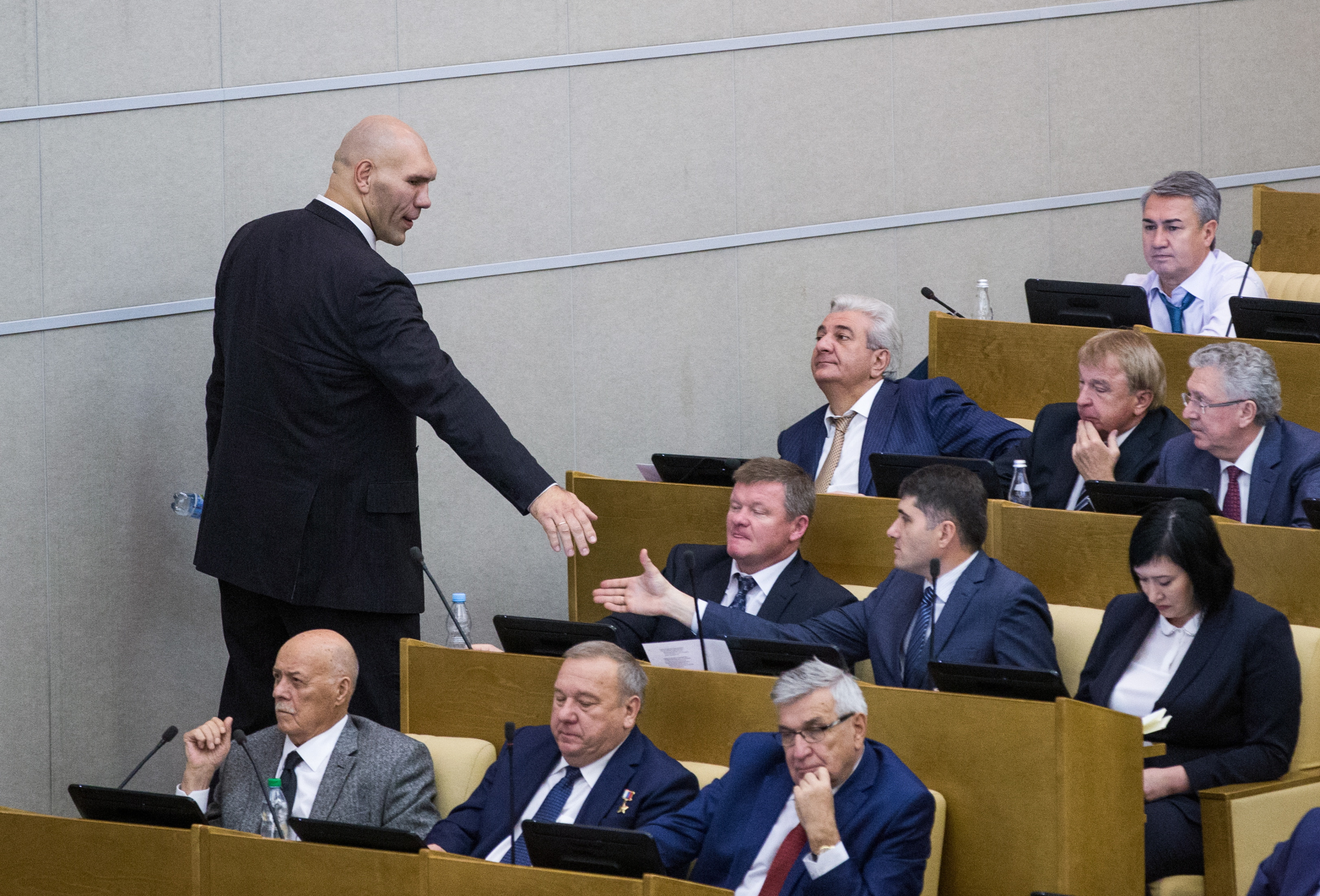 В думе предложили. Знаменитые депутаты. Депутаты государственной Думы 2021. Фото депутатов Госдумы 2021. Знаменитые депутаты Госдумы РФ.