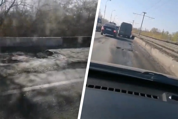 В прошлом году ямы на путепроводе Земеца обещали залатать В прошлом году ямы на путепроводе Земеца обещали залатать