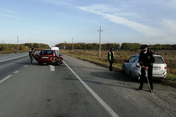 ДТП произошло за автобусной остановкой ДТП произошло за автобусной остановкой