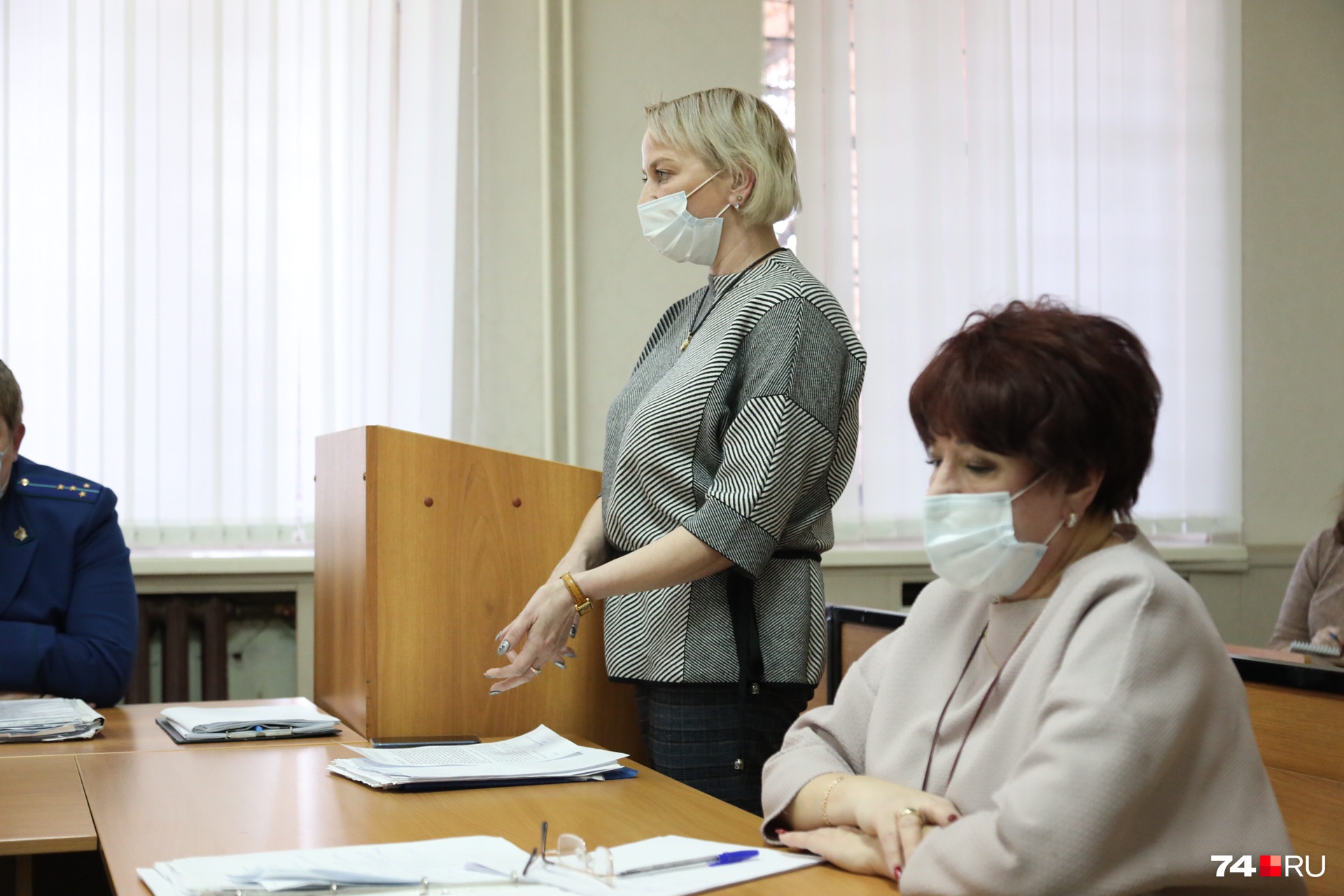 Помимо возмещения морального вреда адвокаты просят возместить и судебные издержки Помимо возмещения морального вреда адвокаты просят возместить и судебные издержки