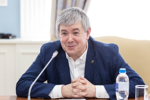 В мае председатель директоров компании приезжал с проектом в Казань В мае председатель директоров компании приезжал с проектом в Казань