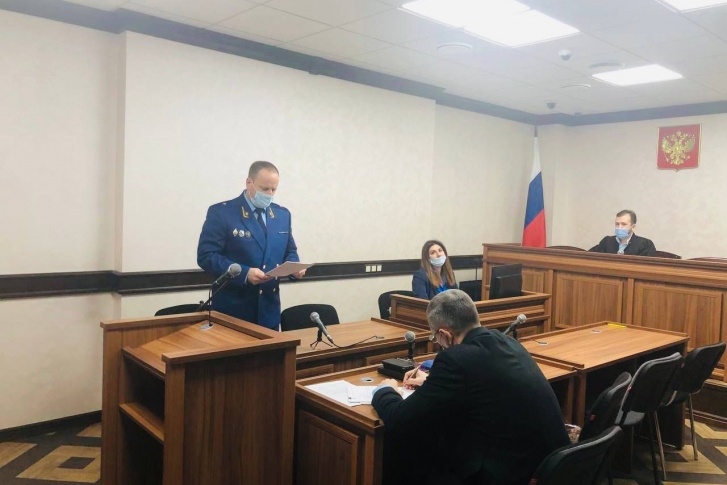 Жительницу Кемеровской области столкнули в подпол и подожгли Жительницу Кемеровской области столкнули в подпол и подожгли