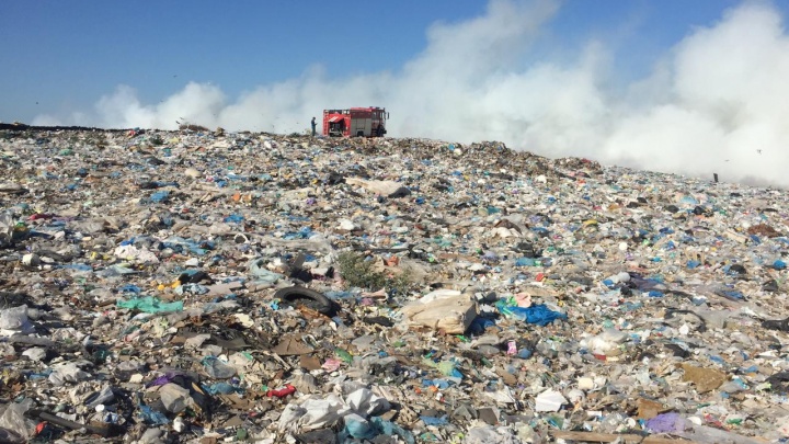 350 квадратных метров мусора сгорело на полигоне под Уфой