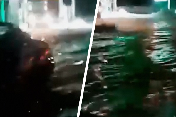 Вода текла по Алма-Атинской рекой Вода текла по Алма-Атинской рекой