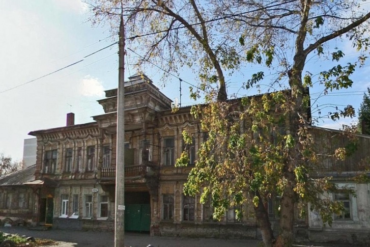 Под раздачу попали дома на улице Садовой Под раздачу попали дома на улице Садовой