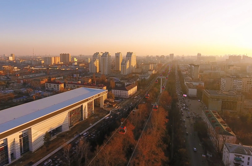 Канатное метро над улицей Красной Канатное метро над улицей Красной