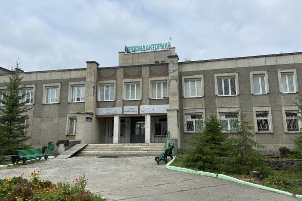 Врачи рекомендуют проходить профилактическое обследование минимум раз в год Врачи рекомендуют проходить профилактическое обследование минимум раз в год
