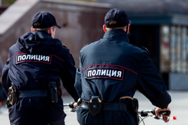 Нападавший убежал, его пришлось искать полицейским Нападавший убежал, его пришлось искать полицейским
