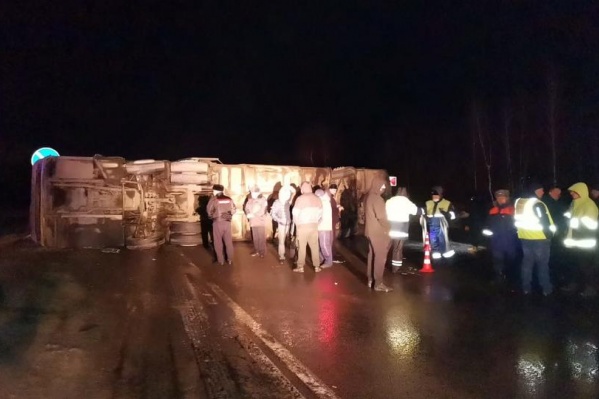 В автобусе ехали 58 человек В автобусе ехали 58 человек