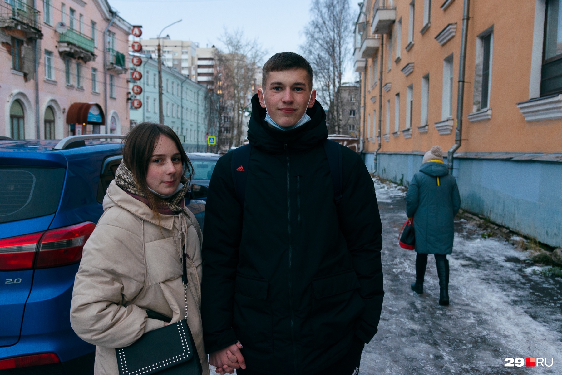 «Такие дороги затрудняют движение на все 10 из 10», — считает Вадим «Такие дороги затрудняют движение на все 10 из 10», — считает Вадим