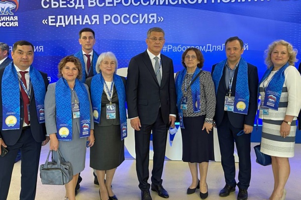 Глава Башкирии является секретарем регионального отделения «Единой России» Глава Башкирии является секретарем регионального отделения «Единой России»