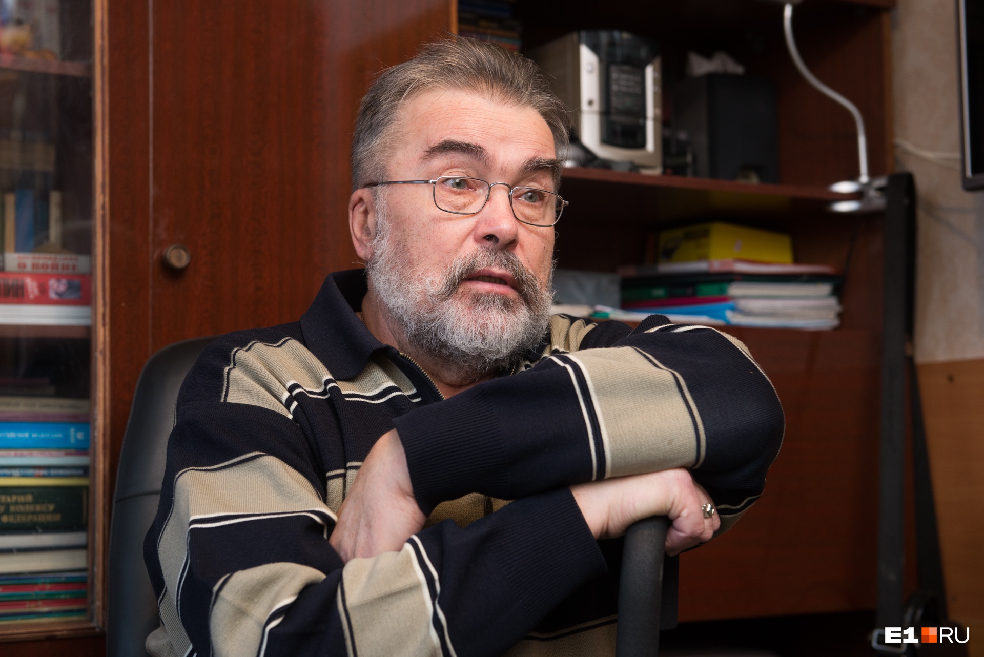 Владимир Ефимов в 1993 году был командиром спецназа, он участвовал в штурме Белого дома. Тогда ему был 31 год Владимир Ефимов в 1993 году был командиром спецназа, он участвовал в штурме Белого дома. Тогда ему был 31 год