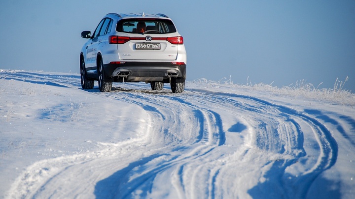 Шипастый вопрос в Краснодаре: когда переобуваться и какие зимние шины поставить?