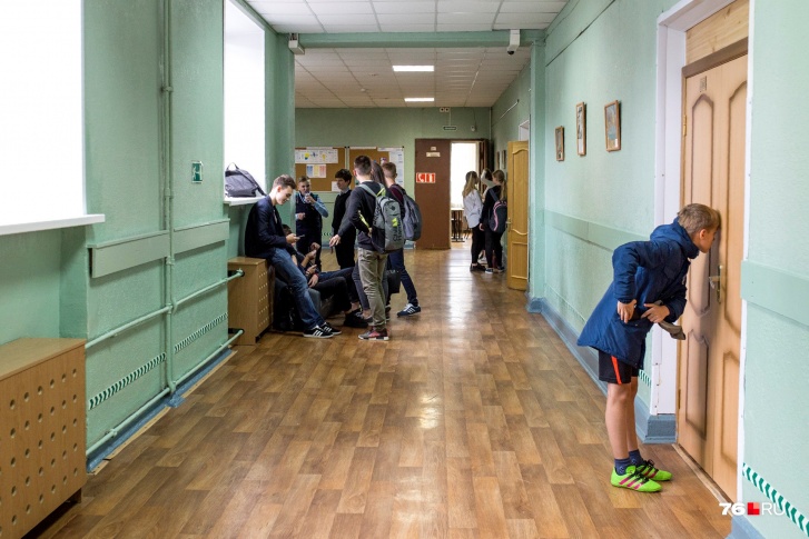 Депутаты предложили установить систему блокировки дверей в школах Ярославля