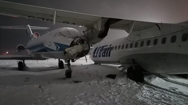 В аэропорту Сургута столкнулись два самолета