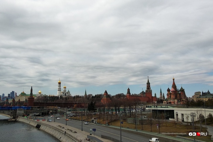 — О жилье в Москве стоит позаботиться заранее, — советует Роман — О жилье в Москве стоит позаботиться заранее, — советует Роман